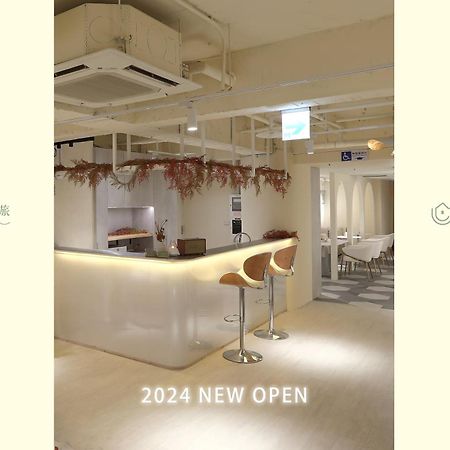 Wondertime3- Hankou' Inn 'Taipei Main Station Buitenkant foto